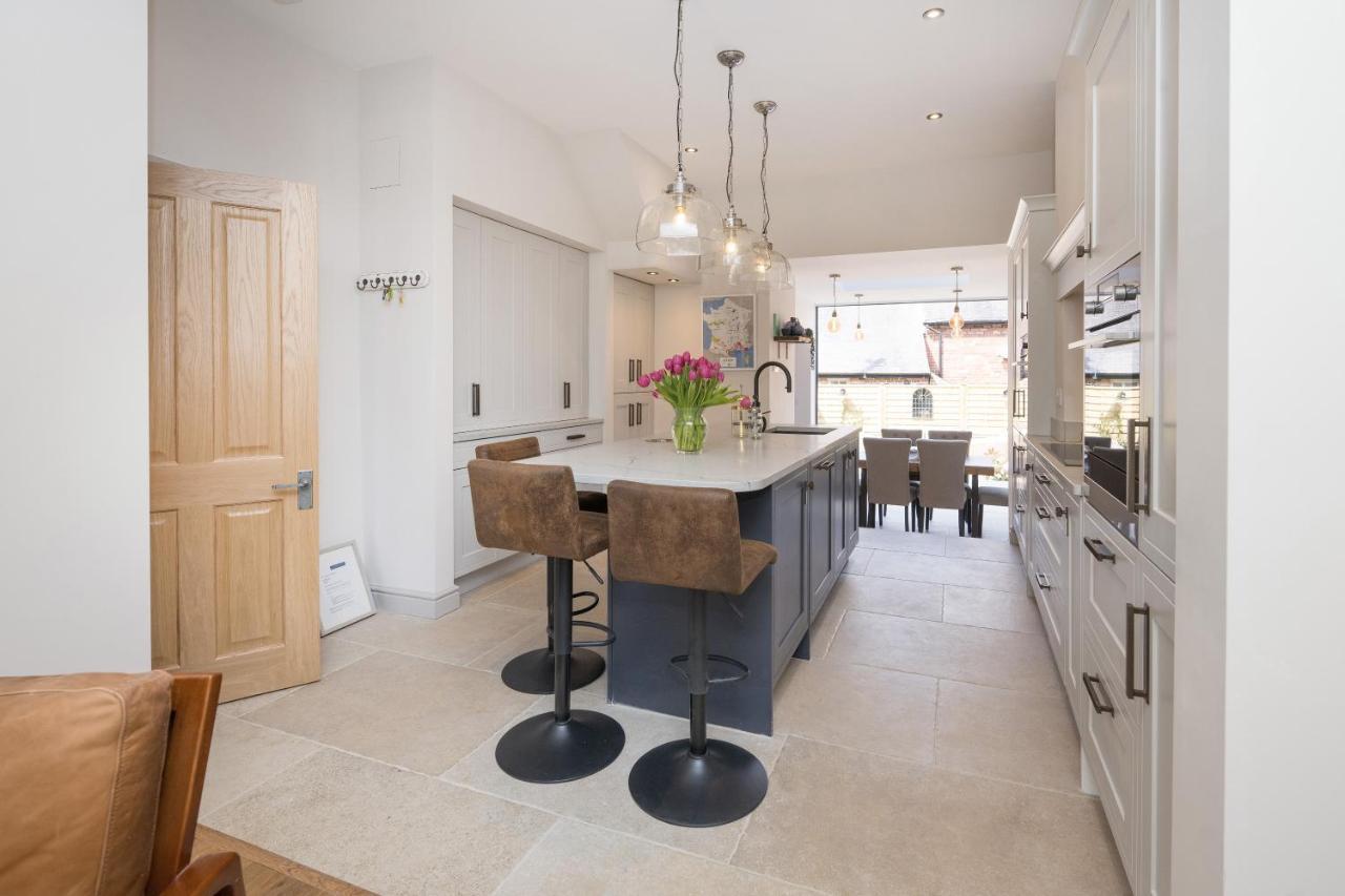 Townhouse By Harrogate Serviced Apartments 외부 사진